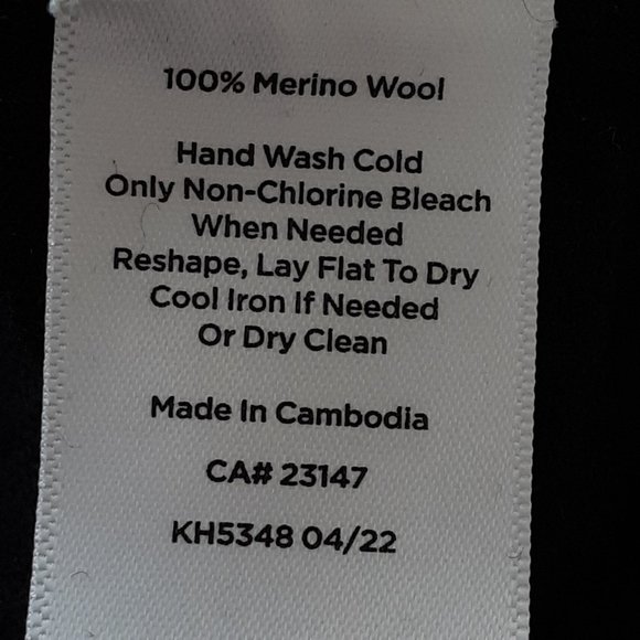 Talbots Merino Wool Crew Neck Sweater with Pleated Shoulders Black Size 2X - Picture 12 of 13